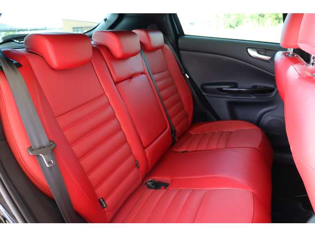 アルファロメオ ジュリエッタ スポルティーバ H25年 (近畿) 99