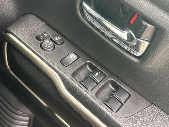 スズキ ハスラー ６６０ ＪスタイルＩＩ R5年 (中国) 99