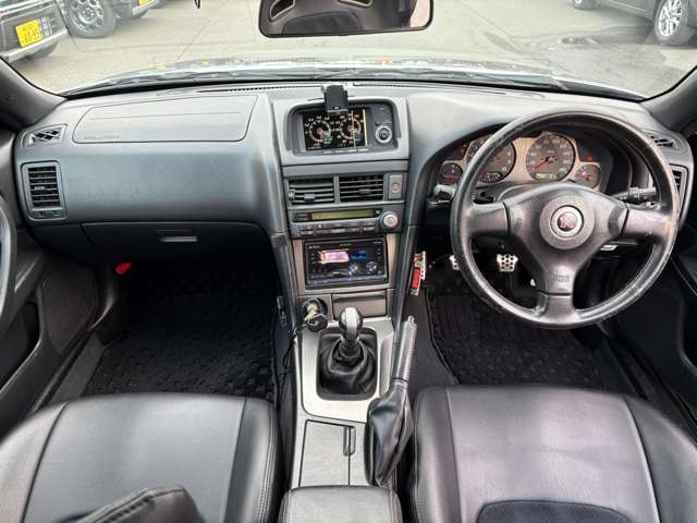 日産 スカイラインＧＴ−Ｒ ２．６ ４ＷＤ H13年 (中国) 99