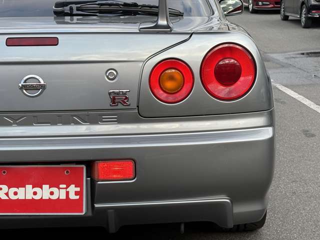 日産 スカイラインＧＴ−Ｒ ２．６ ４ＷＤ H13年 (中国) 99