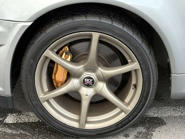 日産 スカイラインＧＴ−Ｒ ２．６ ４ＷＤ H13年 (中国) 99