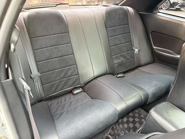 日産 スカイラインＧＴ−Ｒ ２．６ ４ＷＤ H13年 (中国) 99