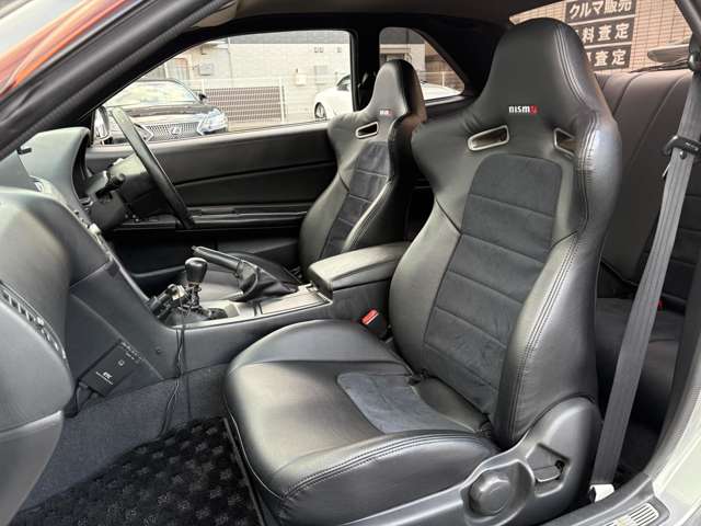 日産 スカイラインＧＴ−Ｒ ２．６ ４ＷＤ H13年 (中国) 99