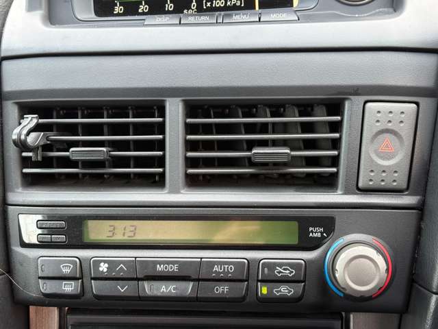 日産 スカイラインＧＴ−Ｒ ２．６ ４ＷＤ H13年 (中国) 99