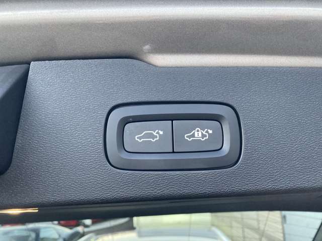 ボルボ Ｖ６０クロスカントリー Ｔ５ ＡＷＤ ４ＷＤ R2年 (東北) 99