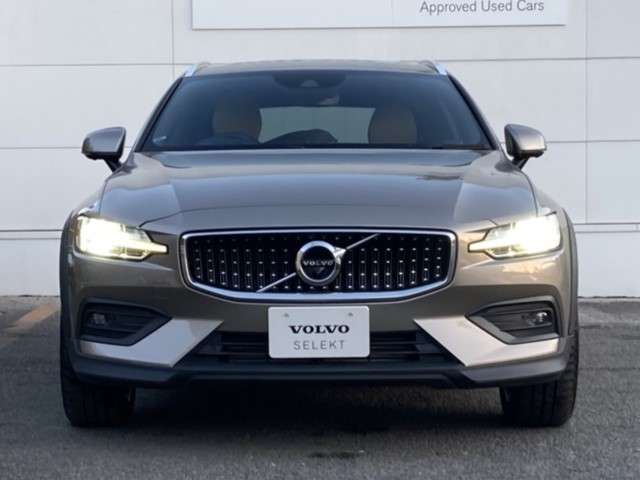 ボルボ Ｖ６０クロスカントリー Ｔ５ ＡＷＤ ４ＷＤ R2年 (東北) 99