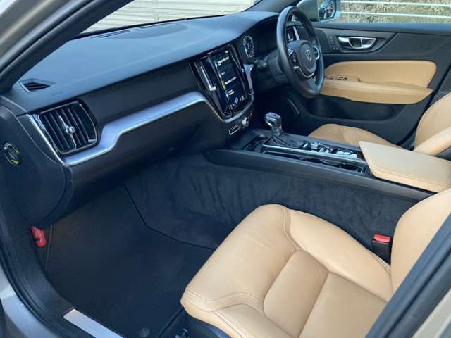 ボルボ Ｖ６０クロスカントリー Ｔ５ ＡＷＤ ４ＷＤ R2年 (東北) 99