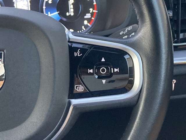 ボルボ Ｖ６０クロスカントリー Ｔ５ ＡＷＤ ４ＷＤ R2年 (東北) 99