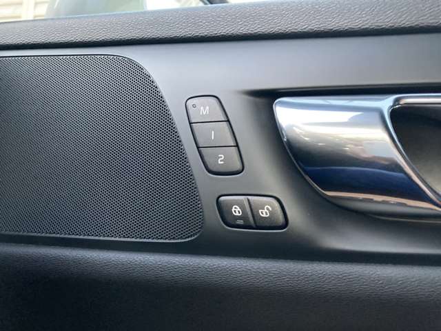 ボルボ Ｖ６０クロスカントリー Ｔ５ ＡＷＤ ４ＷＤ R2年 (東北) 99