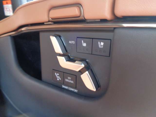 トヨタ ヴェルファイア　ハイブリッド ハイブリッド ２．５ エグゼクティブ ラウンジ R5年 (中国) 99