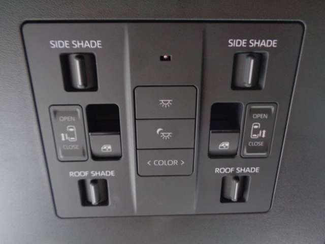 トヨタ ヴェルファイア　ハイブリッド ハイブリッド ２．５ エグゼクティブ ラウンジ R5年 (中国) 99