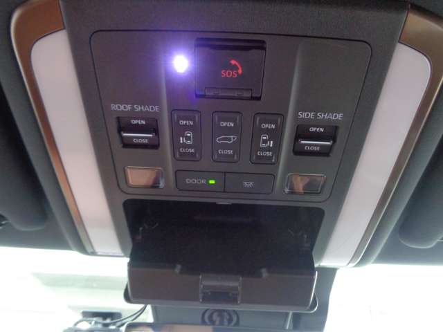 トヨタ ヴェルファイア　ハイブリッド ハイブリッド ２．５ エグゼクティブ ラウンジ R5年 (中国) 99