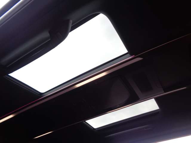 トヨタ ヴェルファイア　ハイブリッド ハイブリッド ２．５ エグゼクティブ ラウンジ R5年 (中国) 99