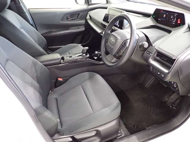 トヨタ プリウス １．８ Ｘ R5年 (関東) 99