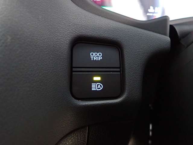 トヨタ クラウン　ハイブリッド ハイブリッド ２．５ Ｓ ＦＯＵＲ スポーツ スタイル ４ＷＤ R1年 (関東) 99