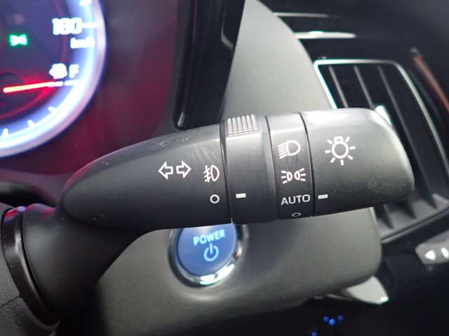 トヨタ クラウン　ハイブリッド ハイブリッド ２．５ Ｓ ＦＯＵＲ スポーツ スタイル ４ＷＤ R1年 (関東) 99