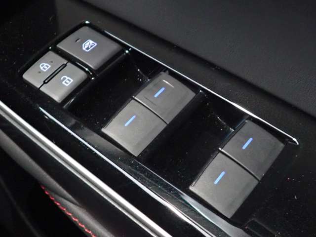 トヨタ クラウン　ハイブリッド ハイブリッド ２．５ Ｓ ＦＯＵＲ スポーツ スタイル ４ＷＤ R1年 (関東) 99