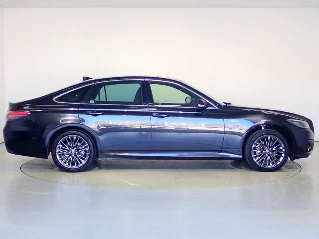 トヨタ クラウン　ハイブリッド ハイブリッド ２．５ Ｓ ＦＯＵＲ スポーツ スタイル ４ＷＤ R1年 (関東) 99