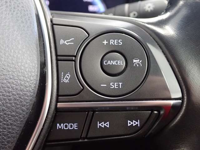 トヨタ クラウン　ハイブリッド ハイブリッド ２．５ ＲＳ R2年 (関東) 99