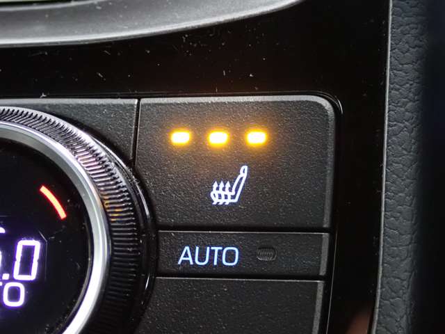 トヨタ クラウン　ハイブリッド ハイブリッド ２．５ ＲＳ R2年 (関東) 99