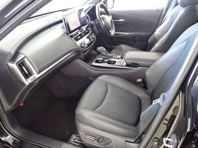 トヨタ クラウン　ハイブリッド ハイブリッド ２．５ ＲＳ R2年 (関東) 99