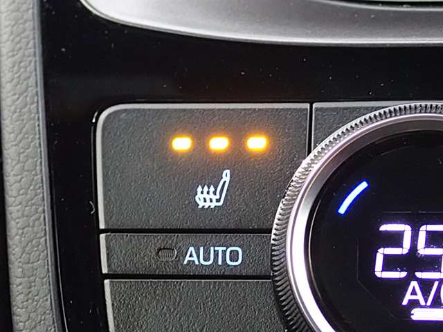 トヨタ クラウン　ハイブリッド ハイブリッド ２．５ ＲＳ R2年 (関東) 99