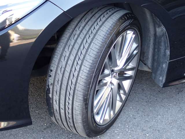 トヨタ クラウン　ハイブリッド ハイブリッド ２．５ ＲＳ R2年 (関東) 99