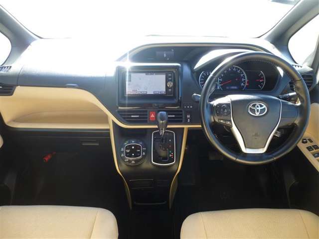 トヨタ ノア ２．０ Ｇ ４ＷＤ H28年 (東北) 99