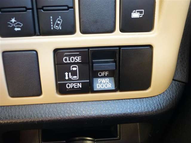 トヨタ ノア ２．０ Ｇ ４ＷＤ H28年 (東北) 99