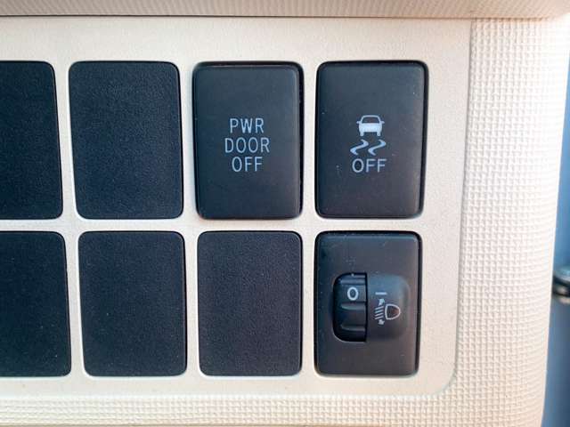 トヨタ スペイド １．５ Ｆ H24年 (九州・沖縄) 99