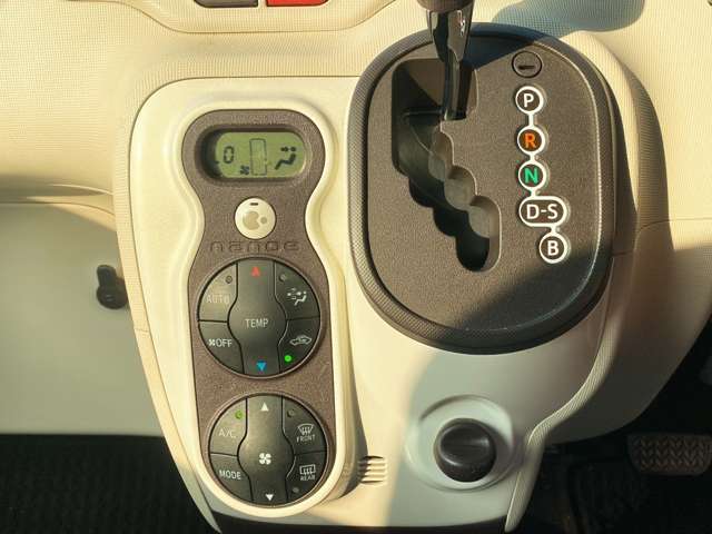 トヨタ スペイド １．５ Ｆ H24年 (九州・沖縄) 99