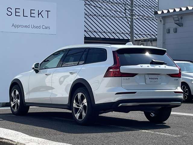 ボルボ Ｖ６０クロスカントリー プラス Ｂ５ ＡＷＤ ４ＷＤ R6年 (東北) 99