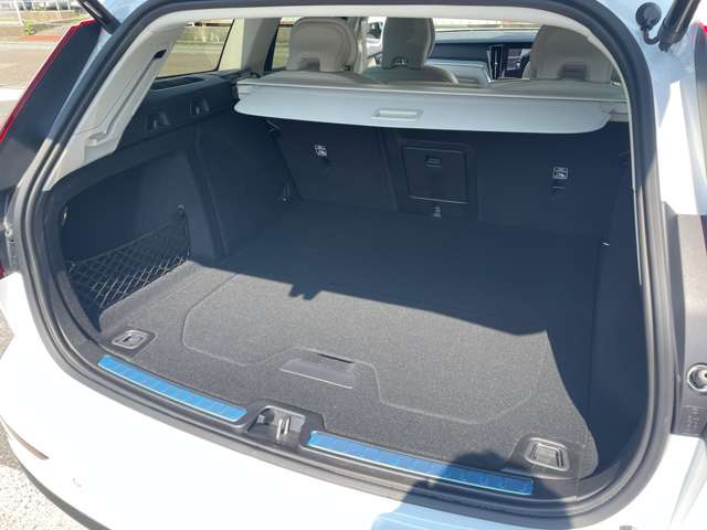 ボルボ Ｖ６０クロスカントリー プラス Ｂ５ ＡＷＤ ４ＷＤ R6年 (東北) 99