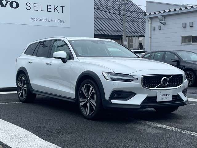 ボルボ Ｖ６０クロスカントリー プラス Ｂ５ ＡＷＤ ４ＷＤ R6年 (東北) 99
