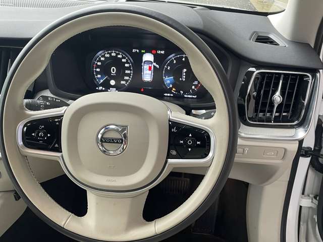 ボルボ Ｖ６０クロスカントリー プラス Ｂ５ ＡＷＤ ４ＷＤ R6年 (東北) 99