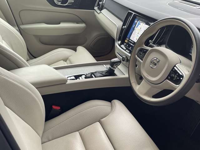 ボルボ Ｖ６０クロスカントリー プラス Ｂ５ ＡＷＤ ４ＷＤ R6年 (東北) 99