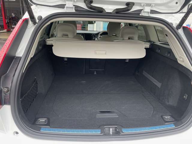 ボルボ Ｖ６０クロスカントリー プラス Ｂ５ ＡＷＤ ４ＷＤ R6年 (東北) 99