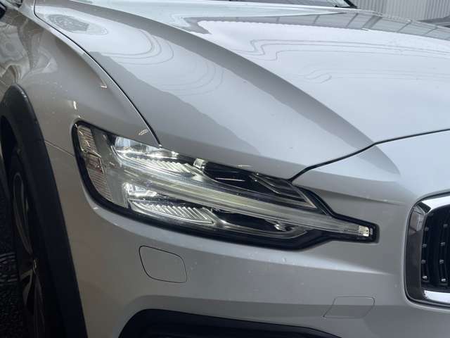 ボルボ Ｖ６０クロスカントリー プラス Ｂ５ ＡＷＤ ４ＷＤ R6年 (東北) 99