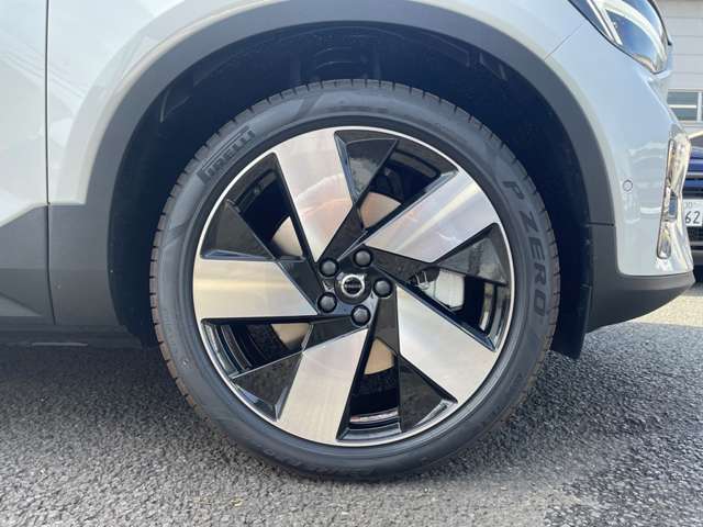 ボルボ ＸＣ４０リチャージ アルティメット シングルモーター R5年 (東北) 99