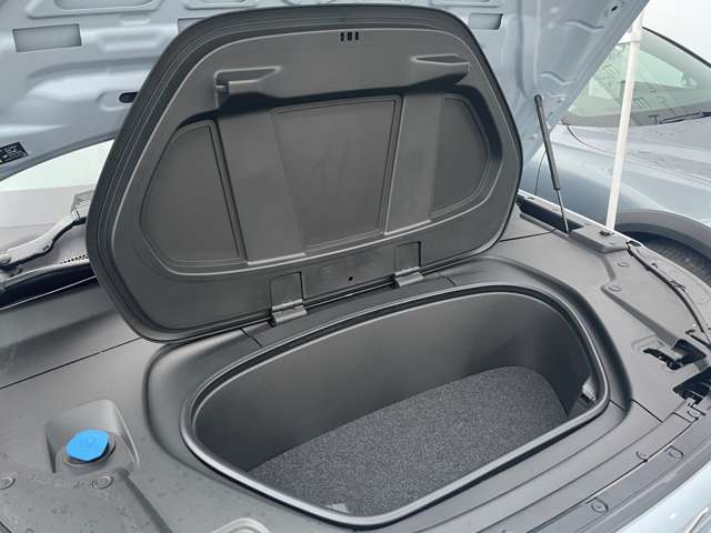 ボルボ ＸＣ４０リチャージ アルティメット シングルモーター R5年 (東北) 99