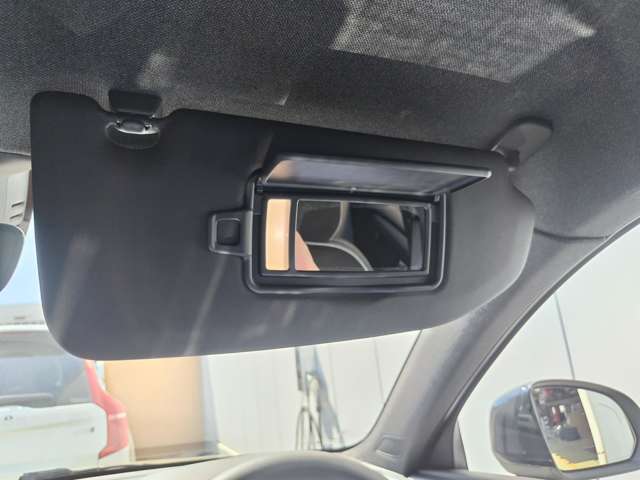 ボルボ ＸＣ４０リチャージ アルティメット シングルモーター R5年 (東北) 99