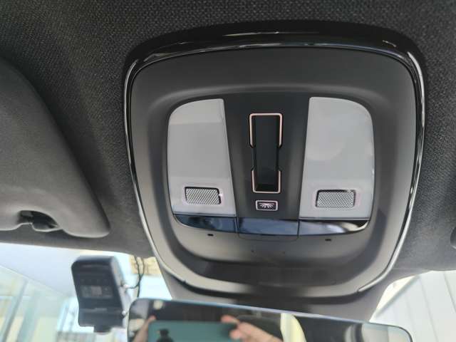 ボルボ ＸＣ４０リチャージ アルティメット シングルモーター R5年 (東北) 99