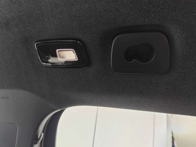 ボルボ ＸＣ４０リチャージ アルティメット シングルモーター R5年 (東北) 99