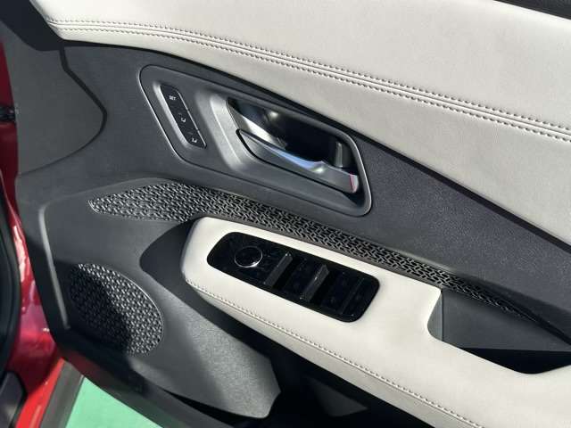 日産 アリア Ｂ６ R4年 (東海) 99