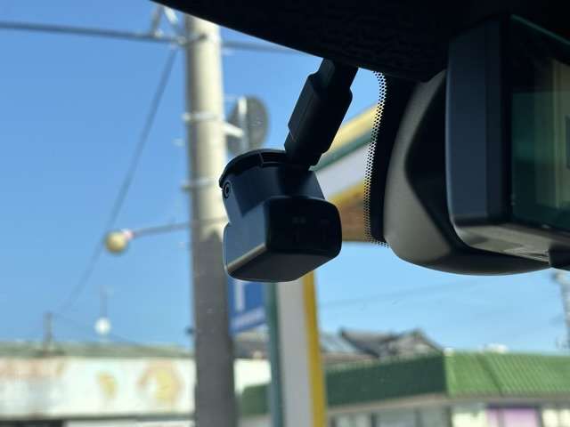 日産 アリア Ｂ６ R4年 (東海) 99