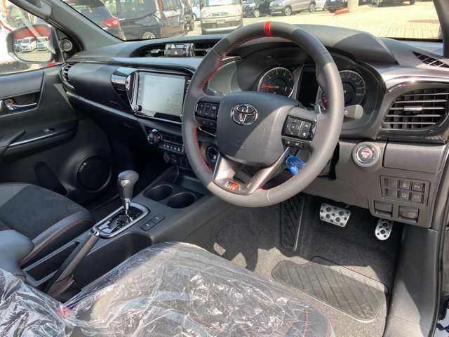 トヨタ ハイラックス ２．４ Ｚ ＧＲスポーツ ディーゼルターボ ４ＷＤ R7年 (九州・沖縄) 99