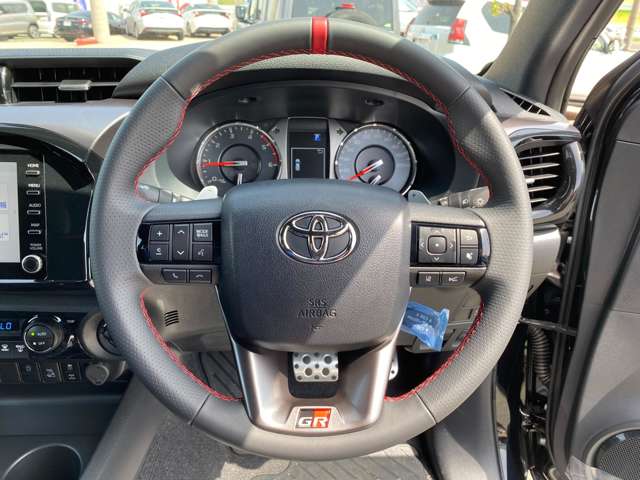 トヨタ ハイラックス ２．４ Ｚ ＧＲスポーツ ディーゼルターボ ４ＷＤ R7年 (九州・沖縄) 99