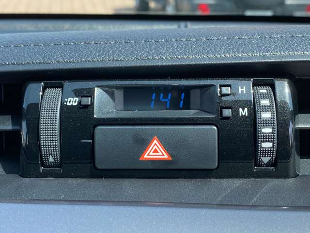 トヨタ ハイラックス ２．４ Ｚ ＧＲスポーツ ディーゼルターボ ４ＷＤ R7年 (九州・沖縄) 99