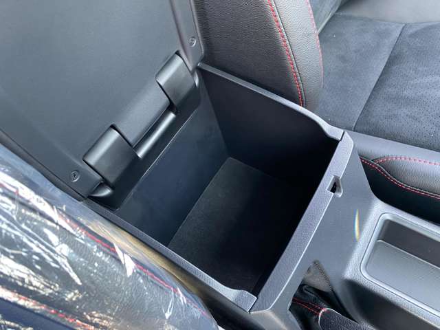 トヨタ ハイラックス ２．４ Ｚ ＧＲスポーツ ディーゼルターボ ４ＷＤ R7年 (九州・沖縄) 99