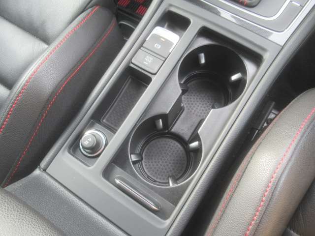 フォルクスワーゲン ゴルフ ＧＴＩ H26年 (関東) 99